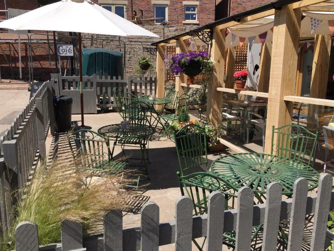 The Spotted Cow Otel Belper Dış mekan fotoğraf